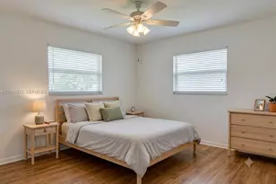 830 SW 64th Pkwy, Pembroke Pines, FL 33023 - Photo 35