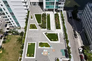 665 NE 25th St, Miami, FL 33137 - Photo 47