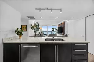 665 NE 25th St, Miami, FL 33137 - Photo 15