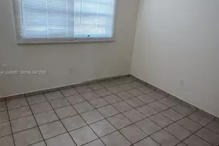 6070 W 19th Ave, Hialeah, FL 33012 - Photo 13
