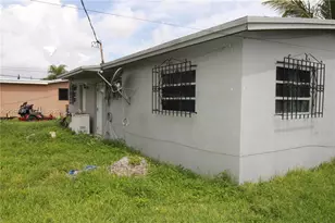 10820 SW 220th St, Miami, FL 33170 - Photo 3