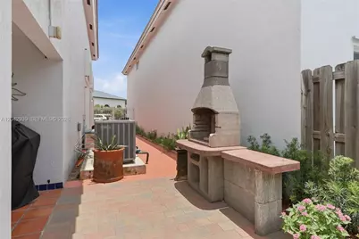 15652 SW 91st Ln, Miami, FL 33196 - Photo 33