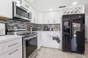 15652 SW 91st Ln, Miami, FL 33196 - Photo 15