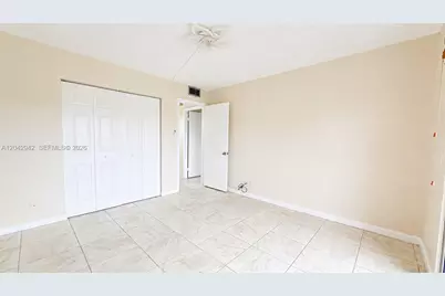 301 SW 135th Ave #317C, Pembroke Pines, FL 33027 - Photo 17