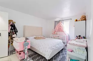 15241 SW 80th St, Miami, FL 33193 - Photo 11