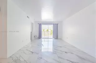 15241 SW 80th St, Miami, FL 33193 - Photo 9