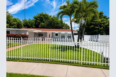 401 NW 198th St, Miami Gardens, FL 33169 - Photo 1