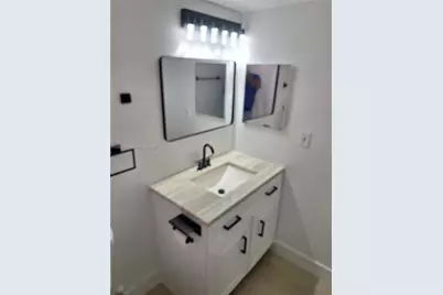 16950 W Dixie Hwy A335 Hwy #335, North Miami Beach, FL 33160 - Photo 1