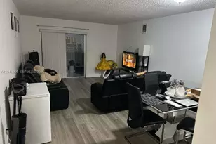 6125 W 20th Ave, Hialeah, FL 33012 - Photo 13