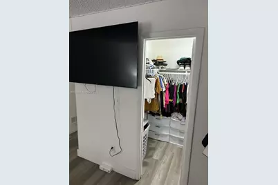6125 W 20th Ave #312, Hialeah, FL 33012 - Photo 15