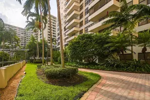 2500 Parkview Dr, Hallandale Beach, FL 33009 - Photo 19