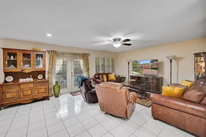 16091 La Costa Dr, Weston, FL 33326 - Photo 13