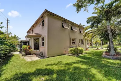 16091 La Costa Dr, Weston, FL 33326 - Photo 5