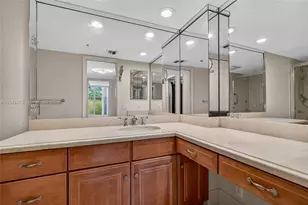 4015 W Palm Aire Dr, Pompano Beach, FL 33069 - Photo 15