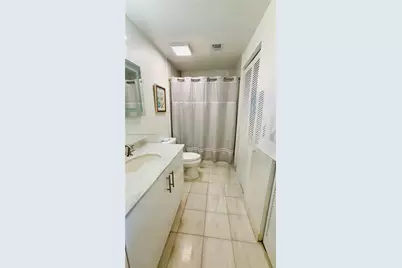 725 NE 22nd St #14E, Miami, FL 33137 - Photo 15