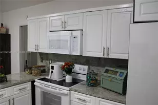 11512 NW 58th Ave, Hialeah, FL 33012 - Photo 21