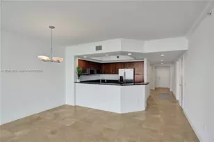 15051 Royal Oaks Ln, North Miami, FL 33181 - Photo 13