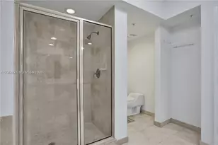 15051 Royal Oaks Ln, North Miami, FL 33181 - Photo 17