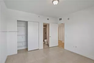 15051 Royal Oaks Ln, North Miami, FL 33181 - Photo 9