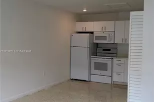 612 NW 43rd Ct, Miami, FL 33126 - Photo 11