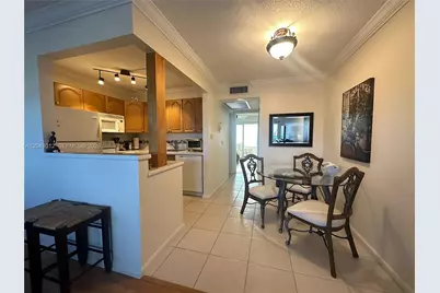 1009 Harwood C #1009, Deerfield Beach, FL 33442 - Photo 9