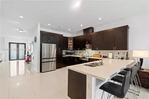 21365 SW 177th Ct, Miami, FL 33187 - Photo 9