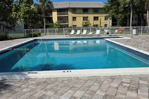 8905 NW 28th Dr, Coral Springs, FL 33065 - Photo 21