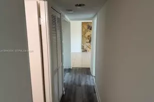 8405 NW 8th St, Miami, FL 33126 - Photo 11