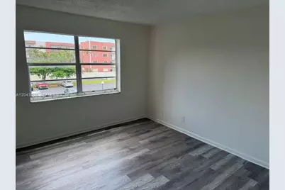 8405 NW 8th St #303, Miami, FL 33126 - Photo 15