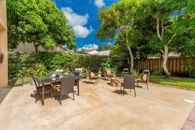 10777 Charleston Pl, Cooper City, FL 33026 - Photo 29