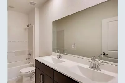 421 NE 6th Ct, Florida City, FL 33034 - Photo 13