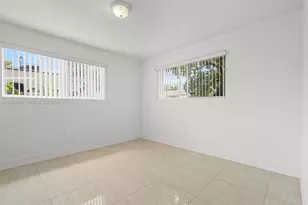 270 NW 51st Ave, Miami, FL 33126 - Photo 21