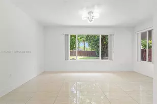 270 NW 51st Ave, Miami, FL 33126 - Photo 15