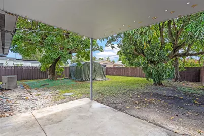 270 NW 51st Ave, Miami, FL 33126 - Photo 33