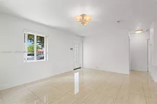 270 NW 51st Ave, Miami, FL 33126 - Photo 9
