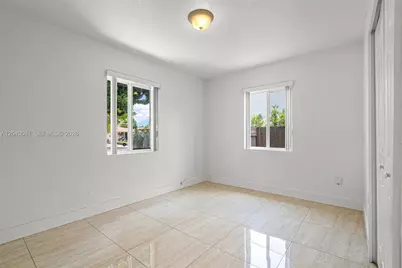 270 NW 51st Ave, Miami, FL 33126 - Photo 25