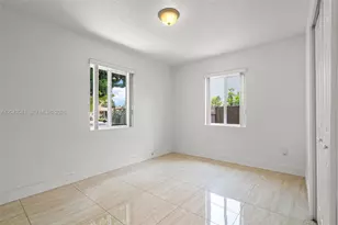 270 NW 51st Ave, Miami, FL 33126 - Photo 25
