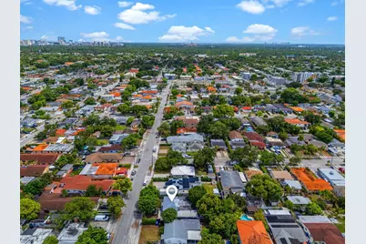 270 NW 51st Ave, Miami, FL 33126 - Photo 13