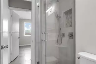 2175 NE 56th St, Fort Lauderdale, FL 33308 - Photo 17