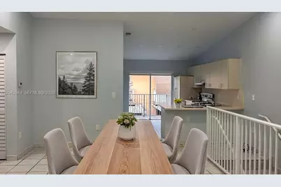 6891 W 36th Ave #202, Hialeah, FL 33018 - Photo 3
