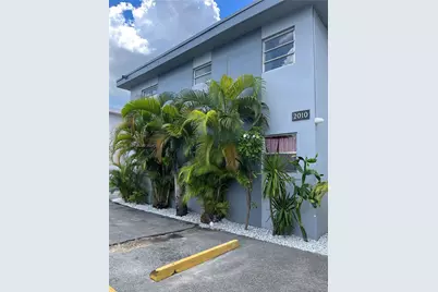 2010 SW 6th St #4, Miami, FL 33135 - Photo 1
