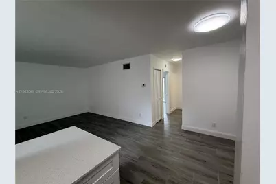 1895 Venice Park Dr #B6, Miami, FL 33181 - Photo 3