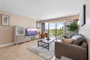 18061 Biscayne Blvd, Aventura, FL 33160 - Photo 9
