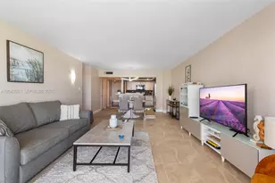 18061 Biscayne Blvd, Aventura, FL 33160 - Photo 13