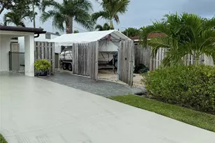 330 NE 48th St, Oakland Park, FL 33334 - Photo 55