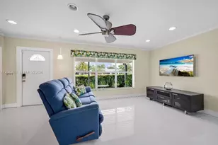 330 NE 48th St, Oakland Park, FL 33334 - Photo 39
