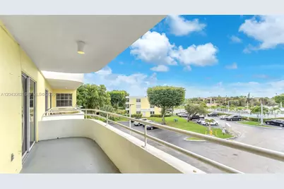 10755 SW 108th Ave #304, Miami, FL 33176 - Photo 3