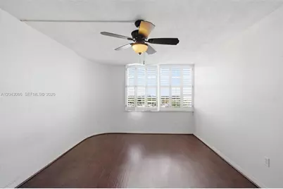 11930 N Bayshore Dr #609, North Miami, FL 33181 - Photo 35