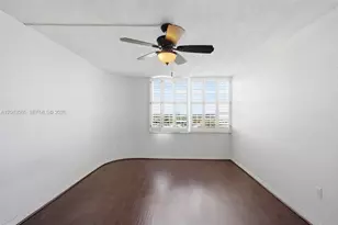 11930 N Bayshore Dr, North Miami, FL 33181 - Photo 35