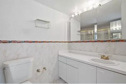 11930 N Bayshore Dr #609, North Miami, FL 33181 - Photo 55